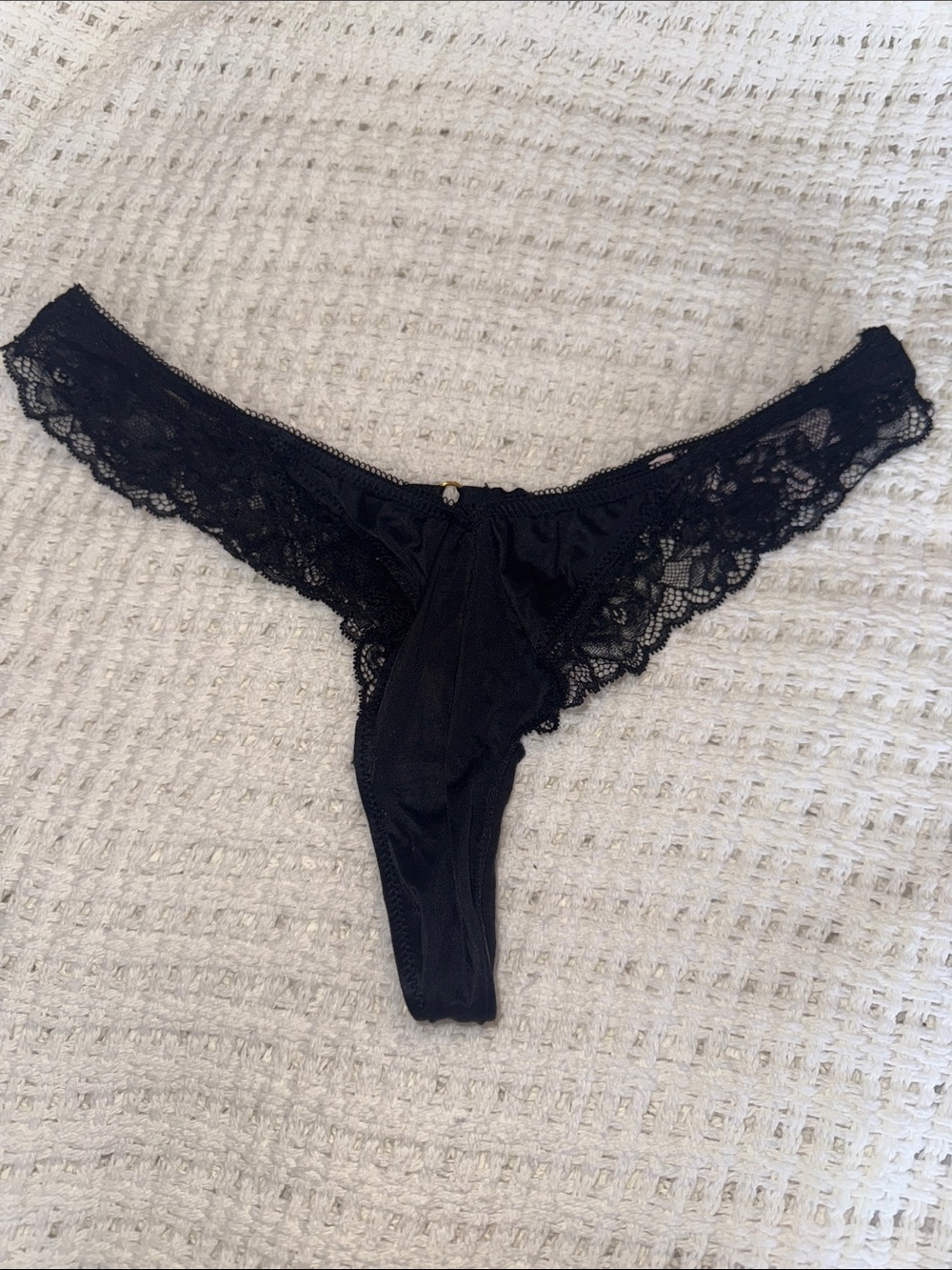 Victoria Secret Black Lace Thong Bikini w/Gold Accent on back